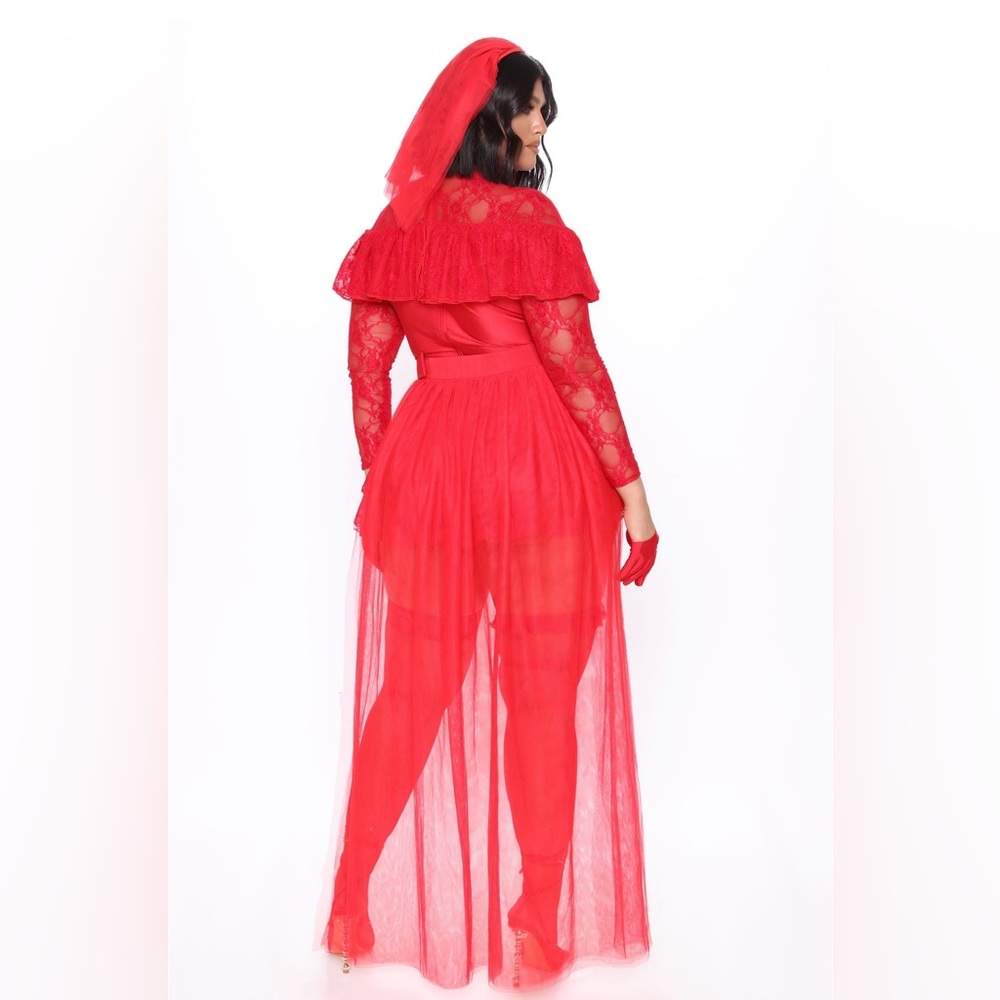 Used once bride to be costume